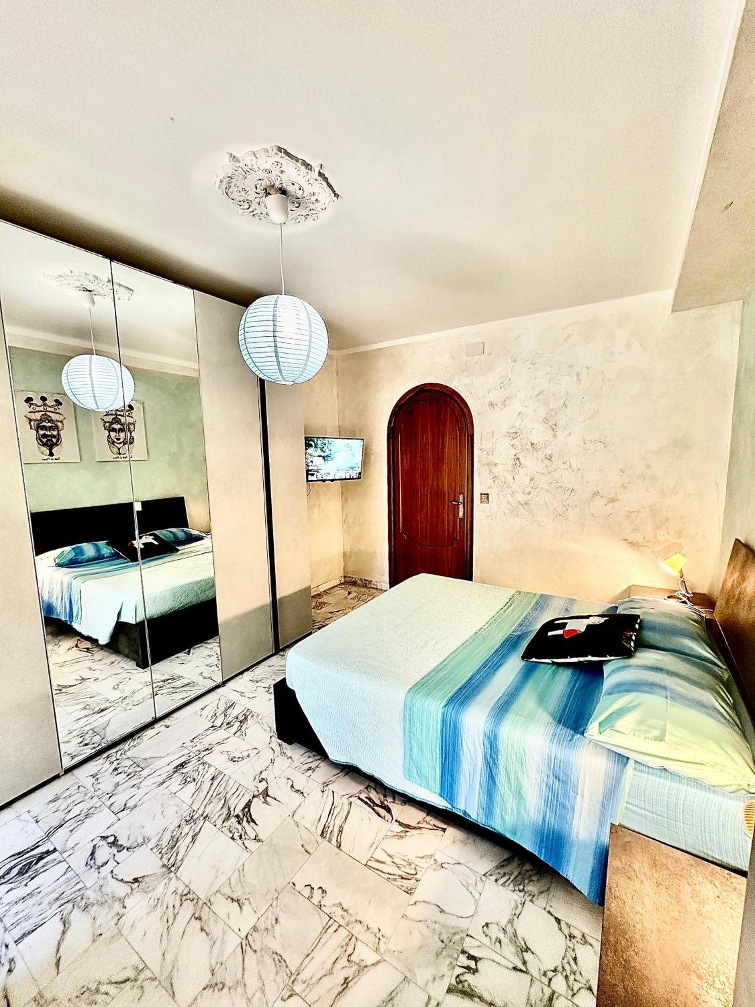 Апартаменти L'Angelo Di Casa Mia Катанія Екстер'єр фото